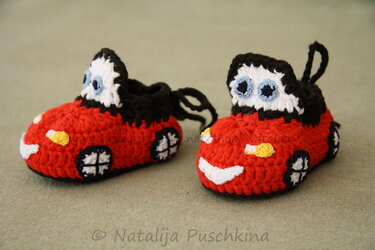 Baby-Schuhe Auto - roter Rennwagen - Häkeln