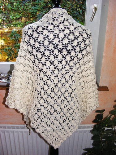 Häkelanleitung Dreieckstuch "Barockmustertuch 3D" - Bild 2