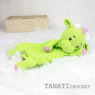 Häkelanleitung “Schmusetuch und Rassel DRACHEN”