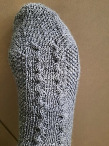 Anleitung Sockenmuster Mister Zopf stricken