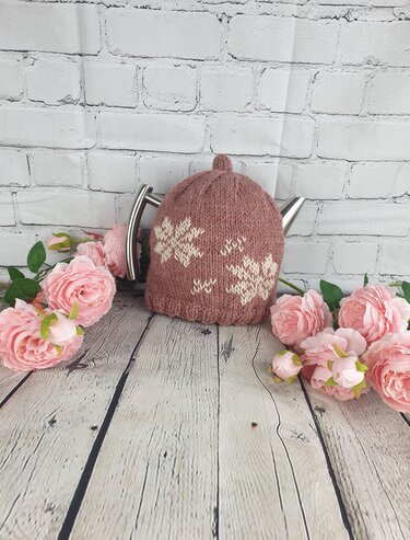 Tea Cosy Snowflake design Knitting Pattern