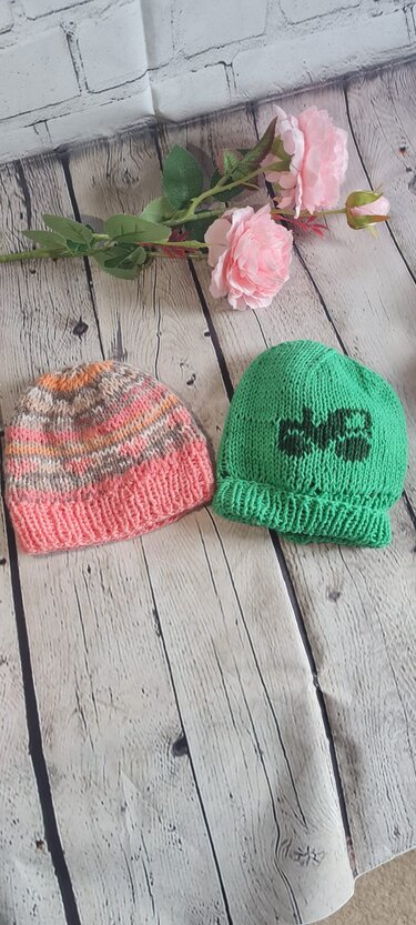 Pattern The Reversible Children Hat in 12 Sizes - Knitting