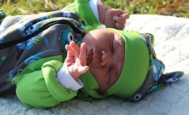 FREDDYs romper suit / Babygro pattern, sizes 50-80 / 0 mo.- 12/+12 mo. - Sewing