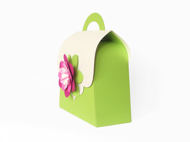 Geschenktasche mit großer Blume – Bastelvorlagen mit Anleitung - Basteln