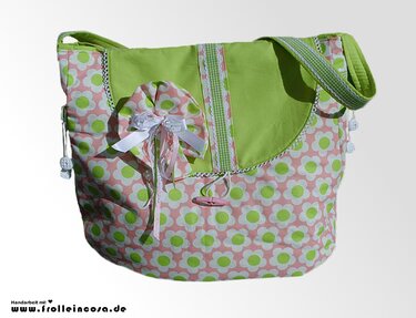 Einkaufstasche rosa und hellgrün mit Blumenmuster, Tragegriff und Knopfverschluss