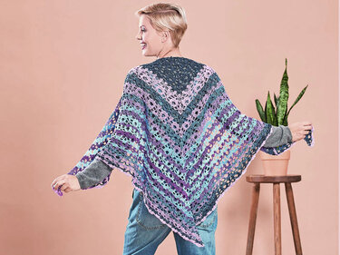Woolly Hugs Bobbel-Tuch gehäkelt, in den Farben Lavendel, Flieder und Blau - Bild 2