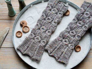 Arm Warmers "Candlelight-Mitts No. 1", knitting pattern, 3 sizes
