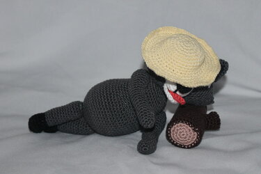 sleepy racoon crochet pattern english version