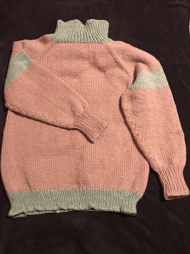 Anleitung Pullover ohne Naht mit reflektierendem Garn - Stricken