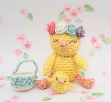 Mama and Baby Chick- Crochet Amigurumi Pattern