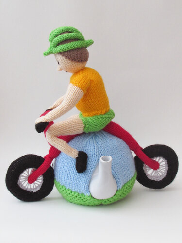 Cyclist Tea Cosy Knitting Pattern