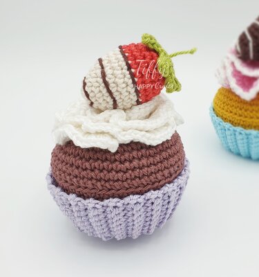 Strawberry Cupcake | Amigurumi Crochet Pattern PDF