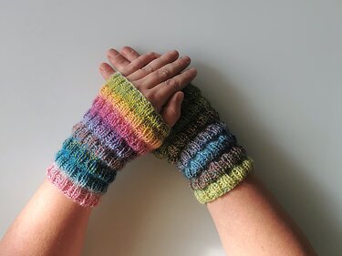 Handstulpen Zauberball - Stricken
