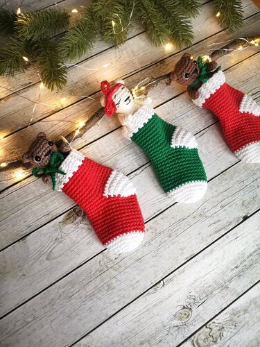 Crochet Christmas stocking and stuffer