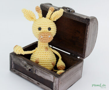 Giraffe Schlenkertier, Taschenbaumler - Häkelanleitung