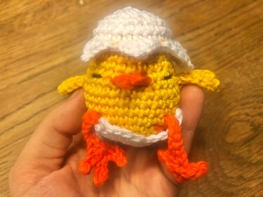 Häkelanleitung Dottie mit Füßen