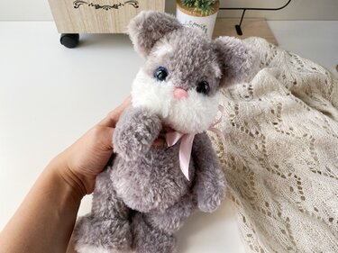 Crochet plush cat pattern