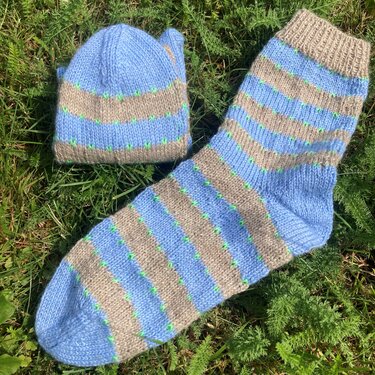 Socken im Streifenmuster - Stricken