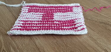 Schattenstricken, Illusionsstricken, Buchstabe "H"