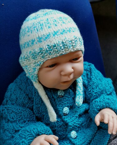 Strickanleitung Babymütze mit Ohrläppchen / Ohrenklappen - Bild 3