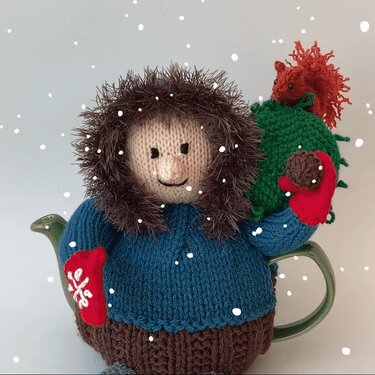 The Christmas Tree Bringer Tea Cosy Knitting Pattern