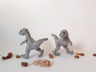 Velociraptor. Dinosaurs. Crochet pattern