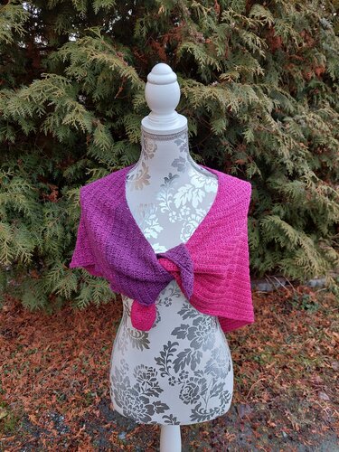 Drachenschwanz Tuch Häkelanleitung