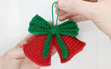 Christmas bells ornament easy crochet pattern