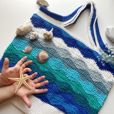 Waves of Nature Tote Bag - Crochet