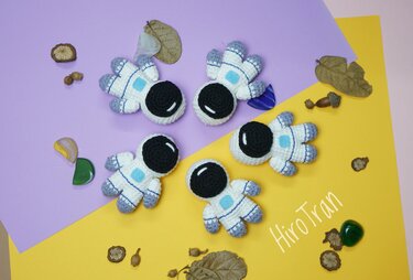 tiny astronaut PDF pattern version 01 - Crochet