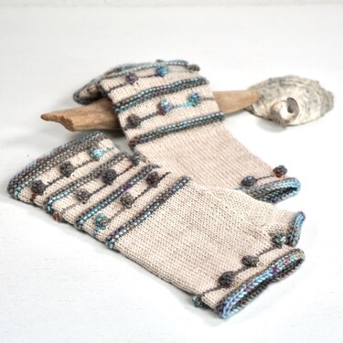 Fingerless mitts „Tiny Drops“, knitting pattern, 3 sizes