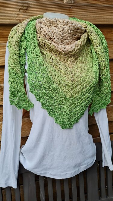 Klassisches Dreieckstuch Madrid - Häkeln