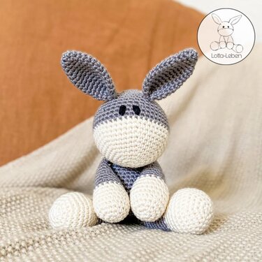 English Pattern Donkey - Crochet