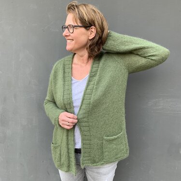 Strickjacke mit Raglanschräge aus Mohair, Strickanleitung - Bild 2