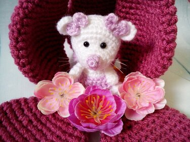 230 Crochet Pattern - Little Mouse with a Flower House - Amigurumi PDF file by Knittoy CP