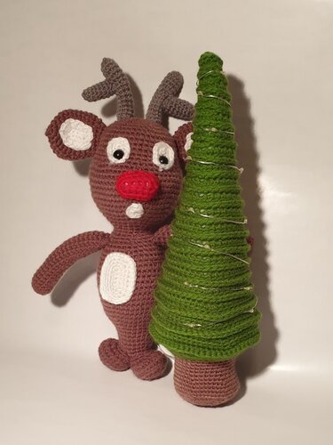 Erich das Rentier mit Tanne - Häkeln