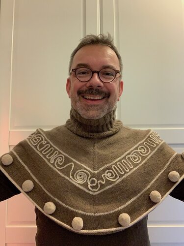 Helmi´s kuscheliger Miniponcho / Schulterwärmer "Nazca" - Bild 8