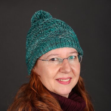 Bibi Hat with Pompon - Knitting