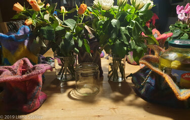 Gefilzte Blütenvase - Blütentaschen von Liane-Stähler-Designs - Felting