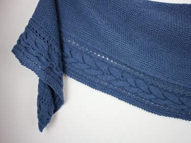Knitting pattern shawl "Arround You"