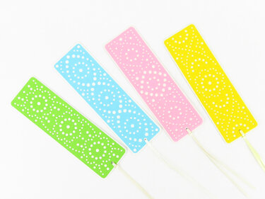 Lesezeichen mit Stanzmuster – Bastelvorlagen und Anleitung - Basteln