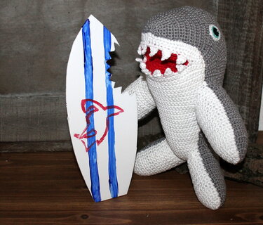 Harry the shark crochet pattern