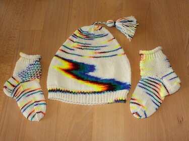 Strickanleitung Babyset, Mütze und Socken ca. 7 - 12 Monate   #249