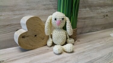 Häkelanleitung Hase Nikita- 20 cm groß- perfekt auch für Anfänger