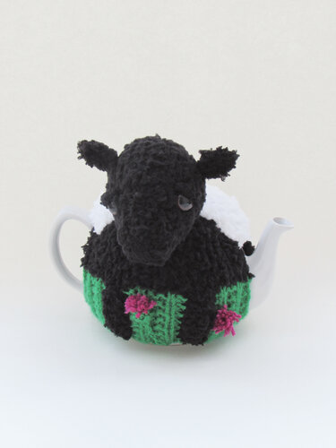 Beltie Tea Cosy Knitting Pattern