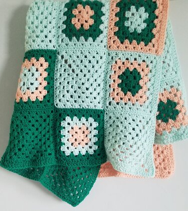Pattern Baby Blanket Tricolor Fun - Crochet