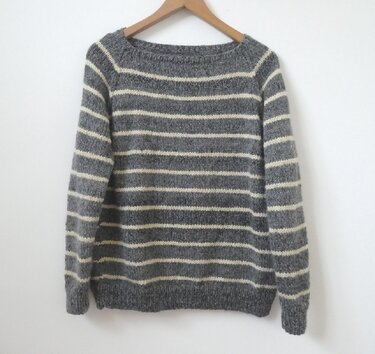Greystone Womens Sweater, Raglan bottom up with stripes - Knitting
