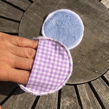 WaschPad rund mit Eingriff Stickdatei ITH 10x10 - Sticken