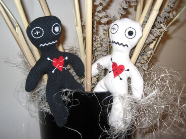 Stickdatei Voodoo ITH in drei Größen - Sticken