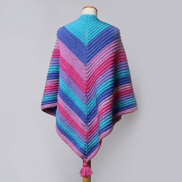 Knitted Shawl with Ridge Pattern - Knitting